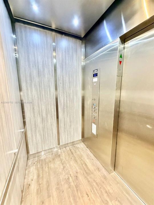 For Rent: $1,890 (2 beds, 2 baths, 832 Square Feet)