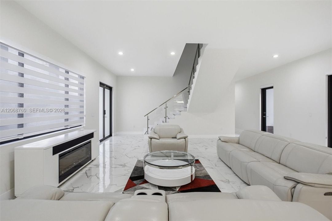 For Sale: $1,549,900 (5 beds, 4 baths, 3342 Square Feet)