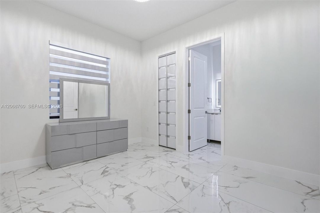 For Sale: $1,549,900 (5 beds, 4 baths, 3342 Square Feet)