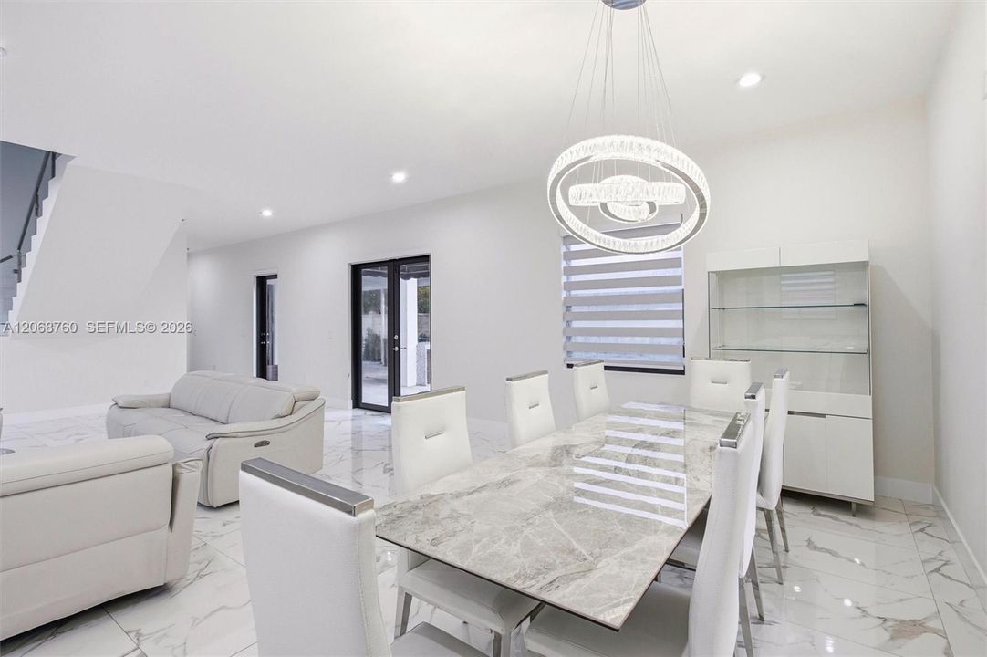 For Sale: $1,549,900 (5 beds, 4 baths, 3342 Square Feet)