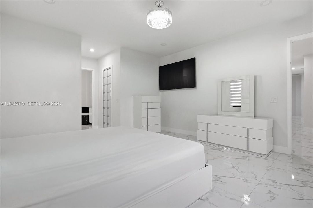 For Sale: $1,549,900 (5 beds, 4 baths, 3342 Square Feet)