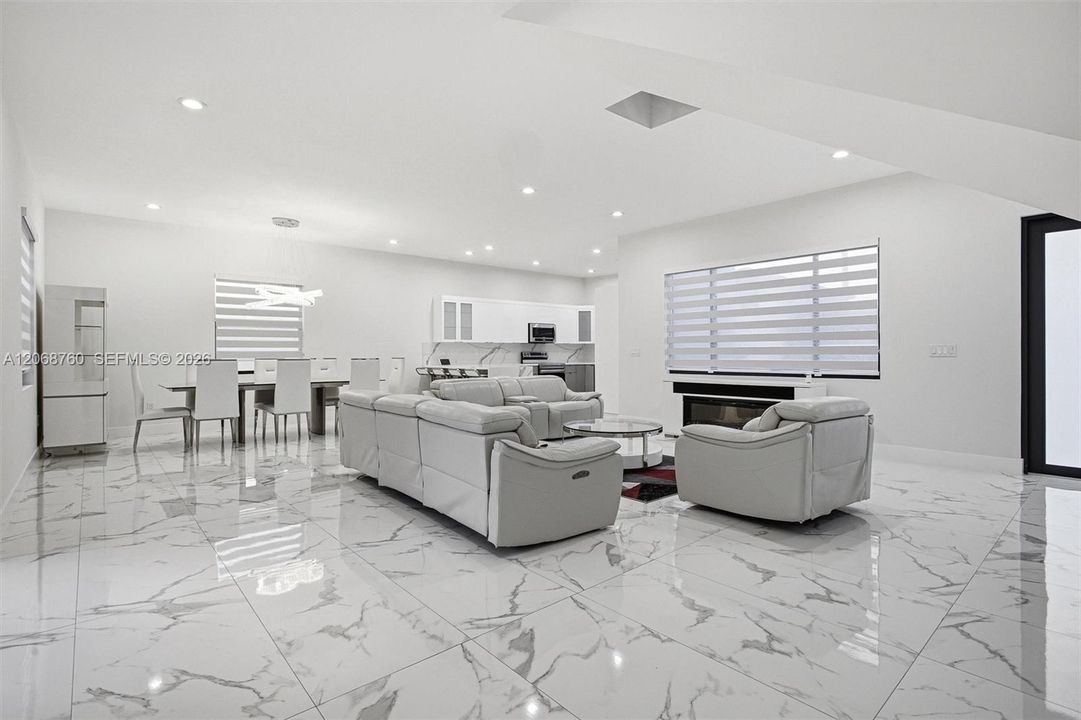 For Sale: $1,549,900 (5 beds, 4 baths, 3342 Square Feet)