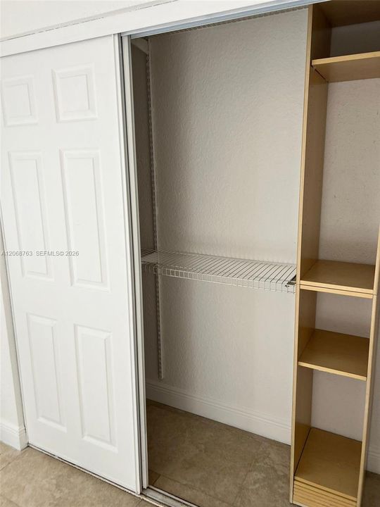 For Rent: $1,800 (1 beds, 1 baths, 679 Square Feet)