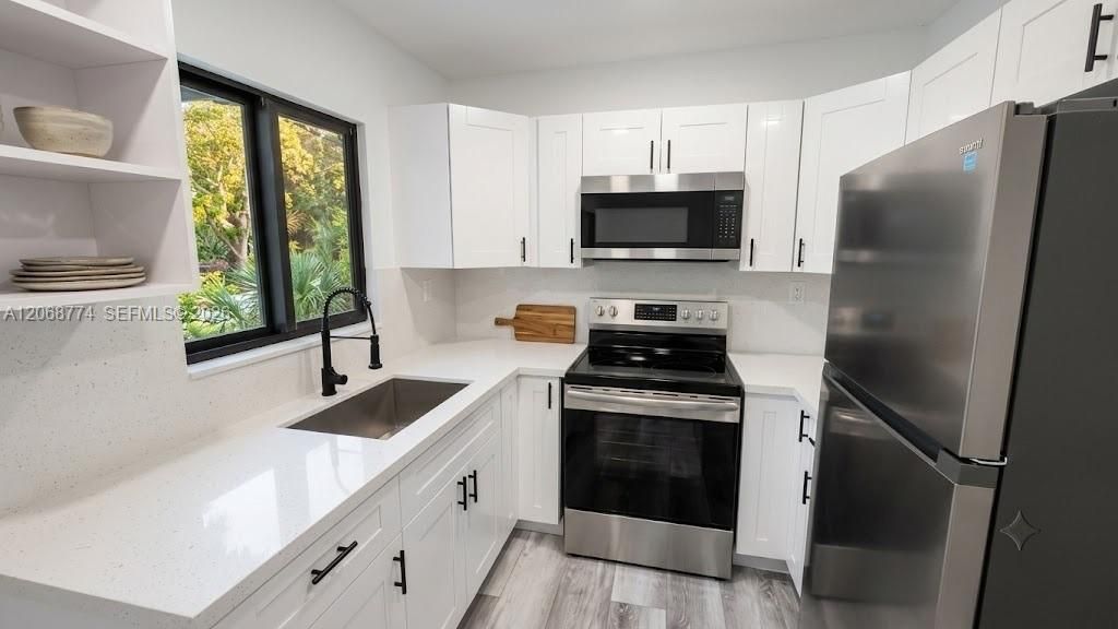 For Sale: $775,000 (0 beds, 0 baths, 1792 Square Feet)