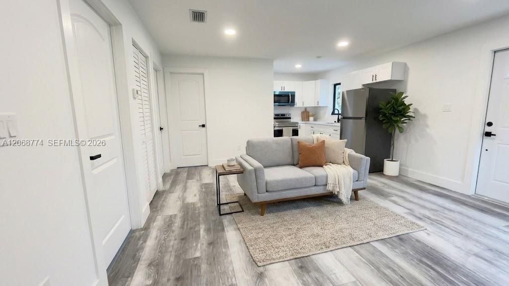 For Sale: $775,000 (0 beds, 0 baths, 1792 Square Feet)