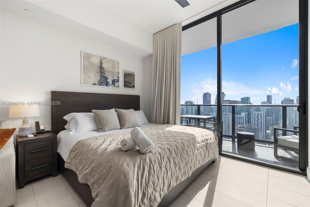 For Sale: $410,000 (0 beds, 1 baths, 367 Square Feet)