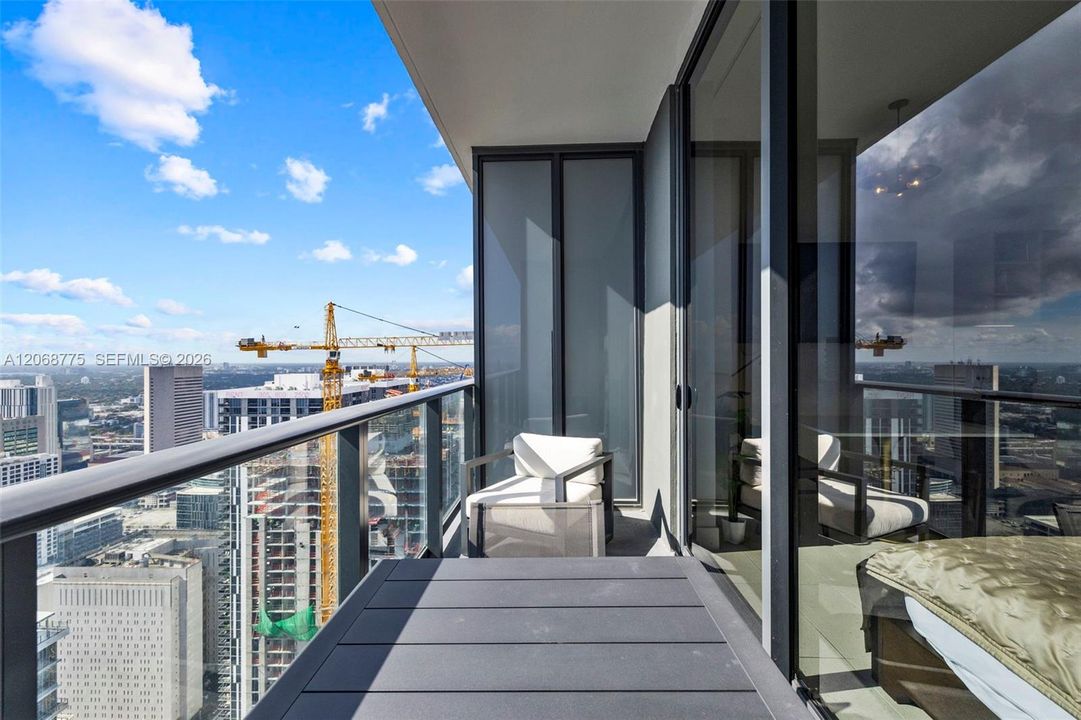 For Sale: $410,000 (0 beds, 1 baths, 367 Square Feet)