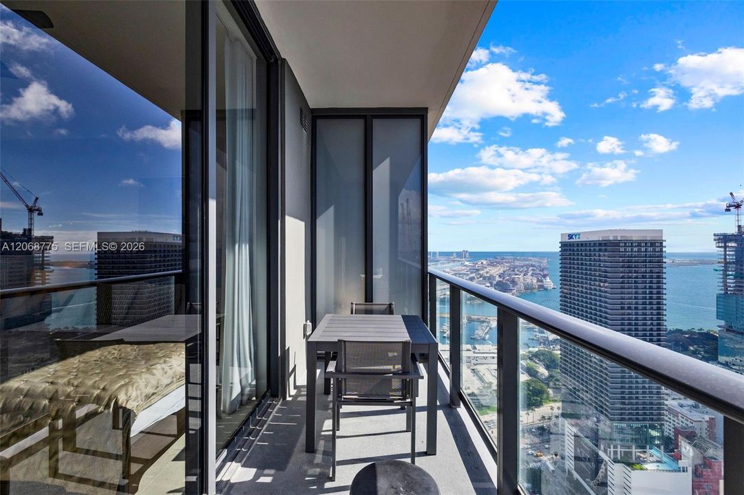 For Sale: $410,000 (0 beds, 1 baths, 367 Square Feet)