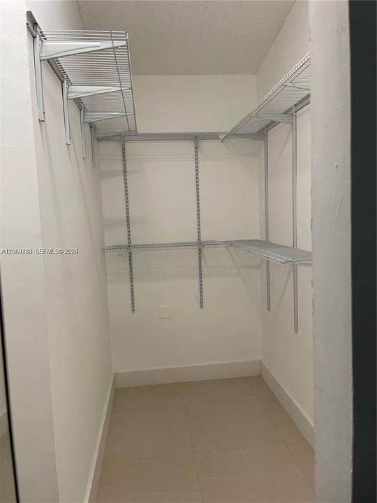 For Rent: $2,800 (2 beds, 2 baths, 1336 Square Feet)