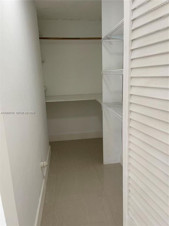 For Rent: $2,800 (2 beds, 2 baths, 1336 Square Feet)