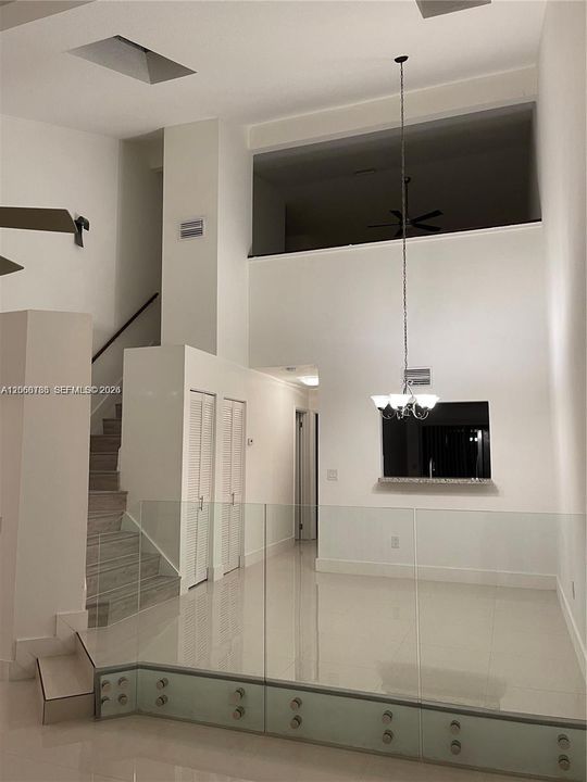 For Rent: $2,800 (2 beds, 2 baths, 1336 Square Feet)