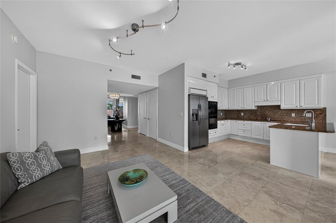 Kithen /family room