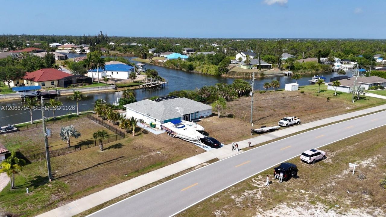 For Sale: $500,000 (3 beds, 2 baths, 0 Square Feet)