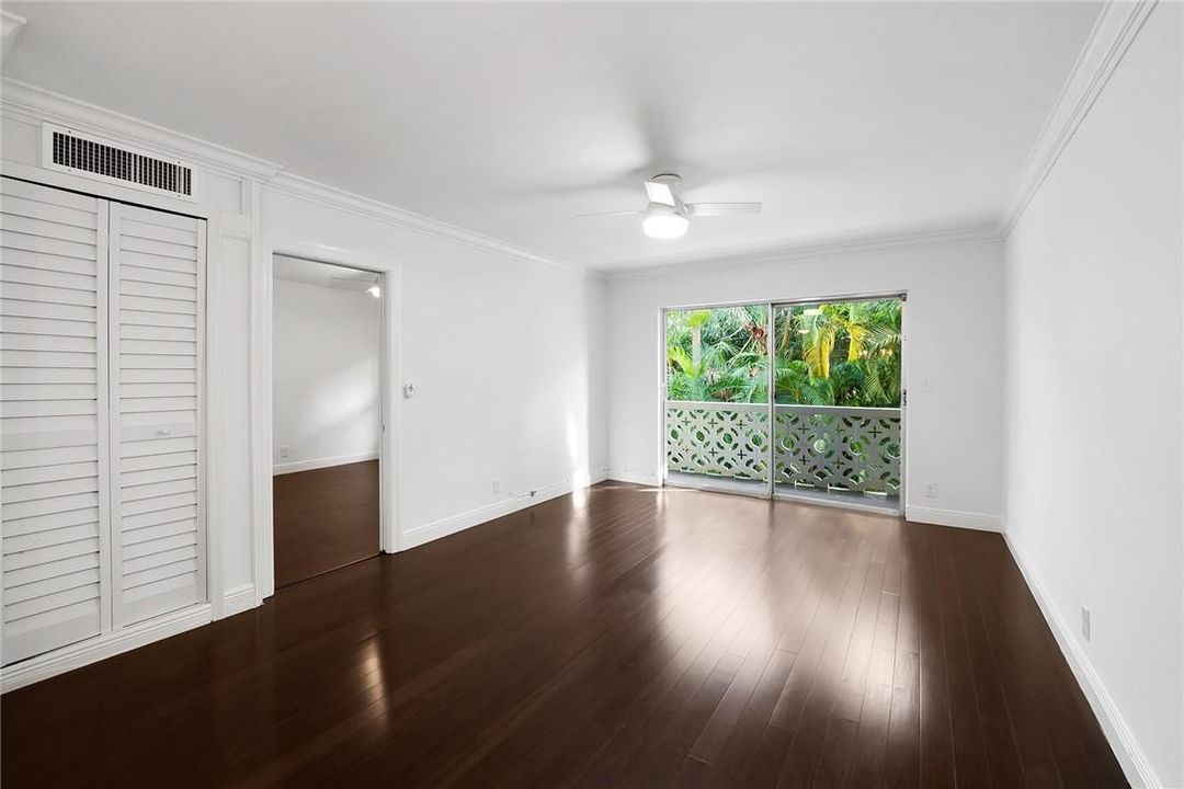 Living Area & Balcony