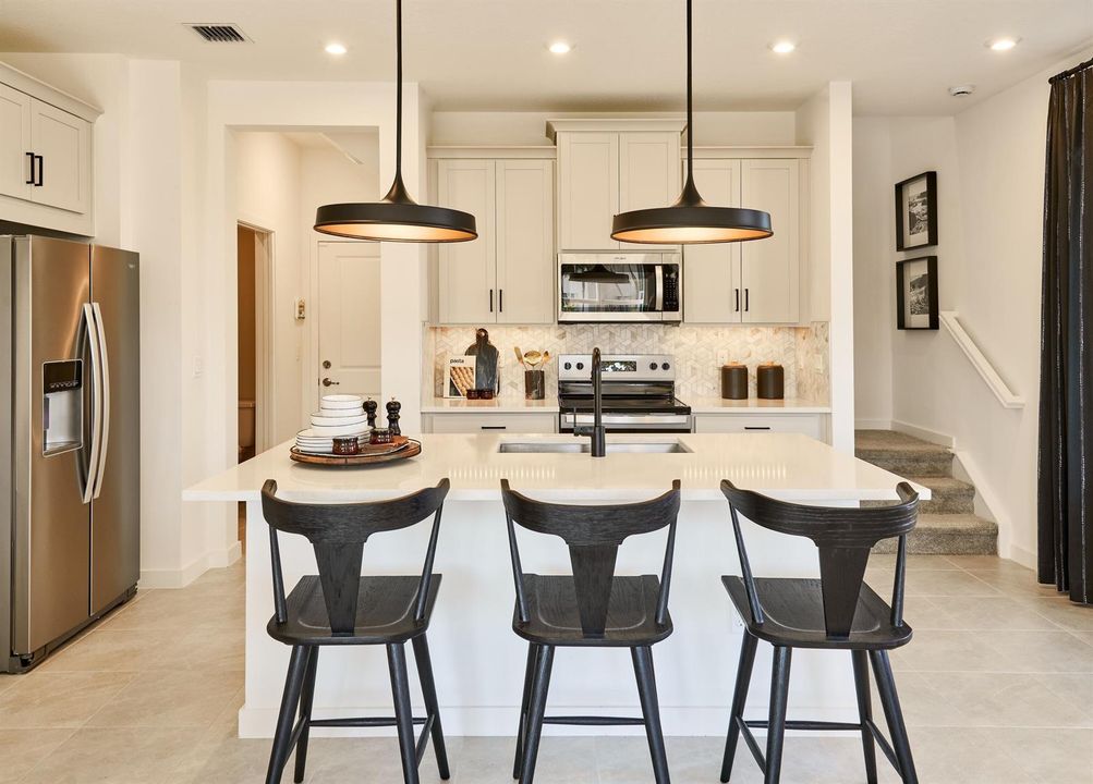 Laurel Kitchen (2)
