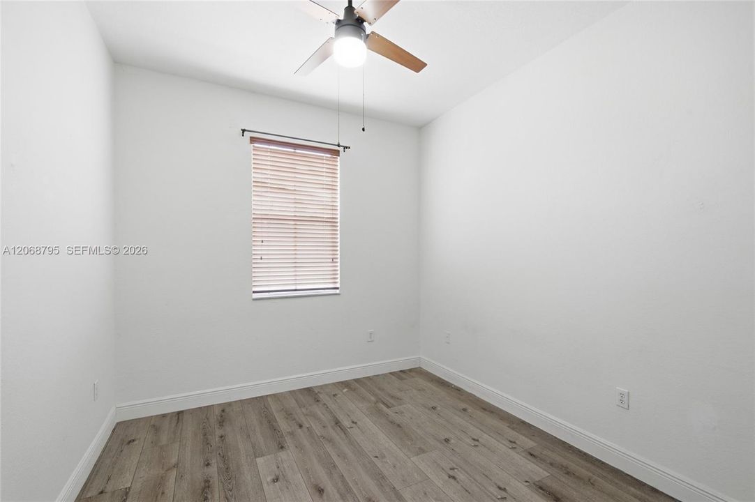 For Rent: $3,500 (3 beds, 2 baths, 1900 Square Feet)