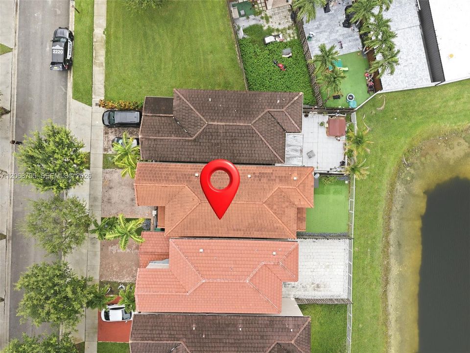 For Rent: $3,500 (3 beds, 2 baths, 1900 Square Feet)