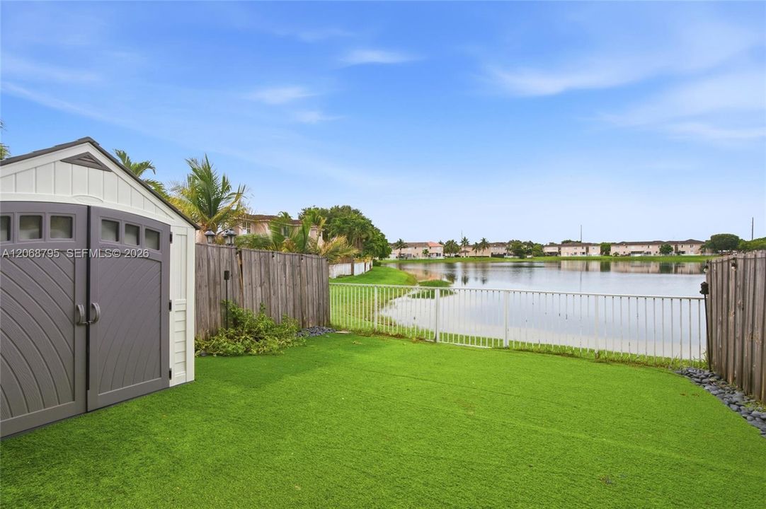 For Rent: $3,500 (3 beds, 2 baths, 1900 Square Feet)
