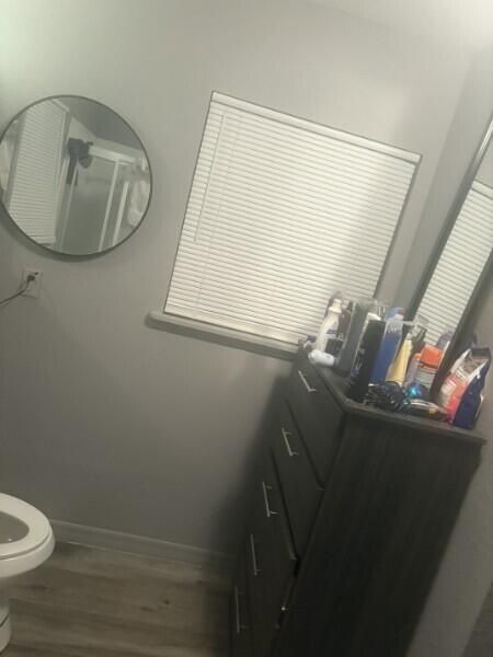 4d.Bath vanity cabinet