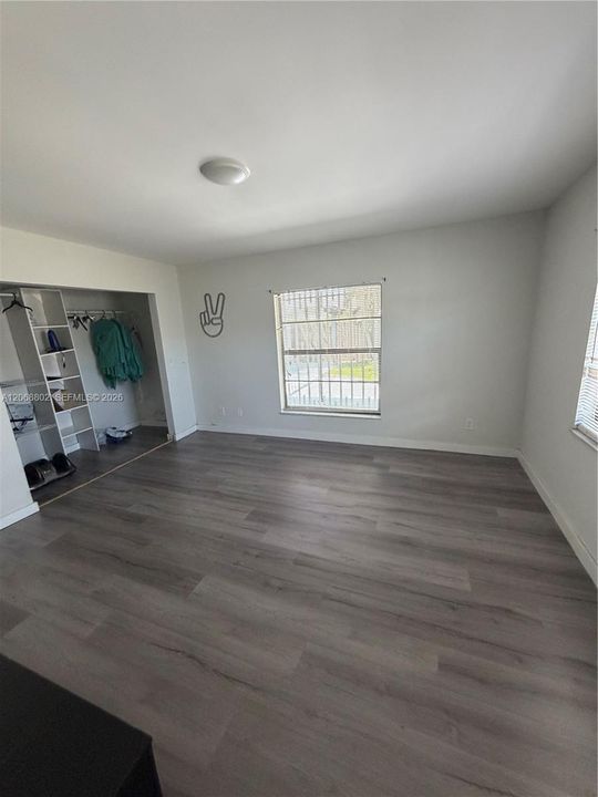 For Sale: $689,000 (3 beds, 2 baths, 1440 Square Feet)