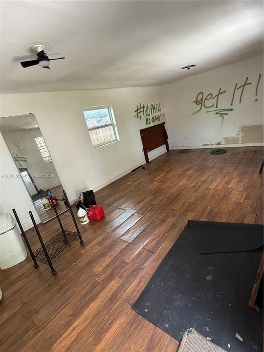 For Sale: $689,000 (3 beds, 2 baths, 1440 Square Feet)