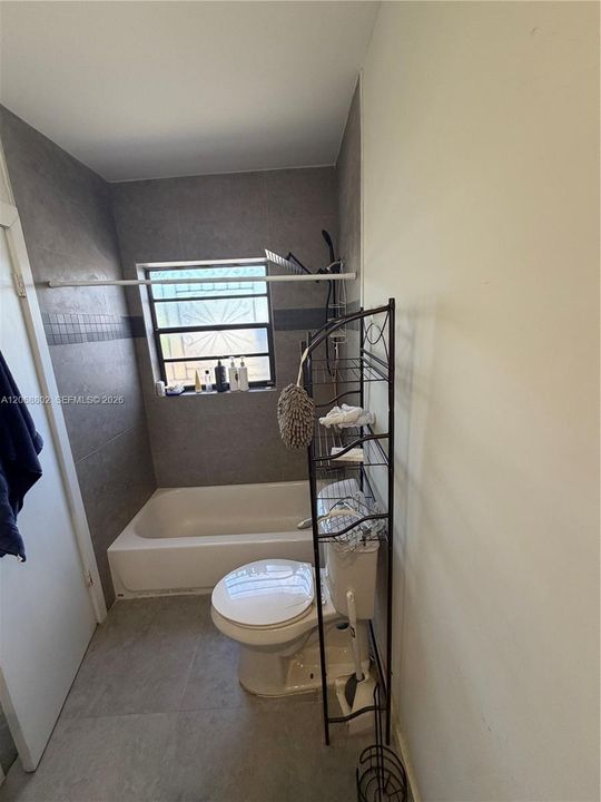 For Sale: $689,000 (3 beds, 2 baths, 1440 Square Feet)