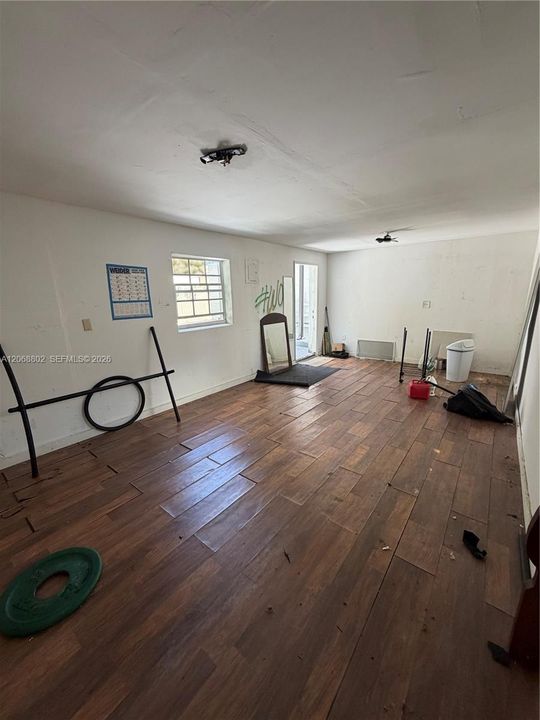 For Sale: $689,000 (3 beds, 2 baths, 1440 Square Feet)