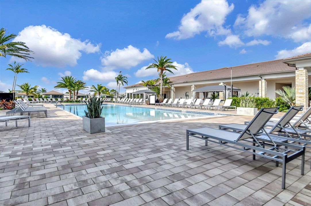 Clubhouse Pool
