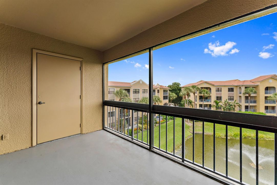 025-700UnoLagoDr-404-NorthPalmBeach-FL-3