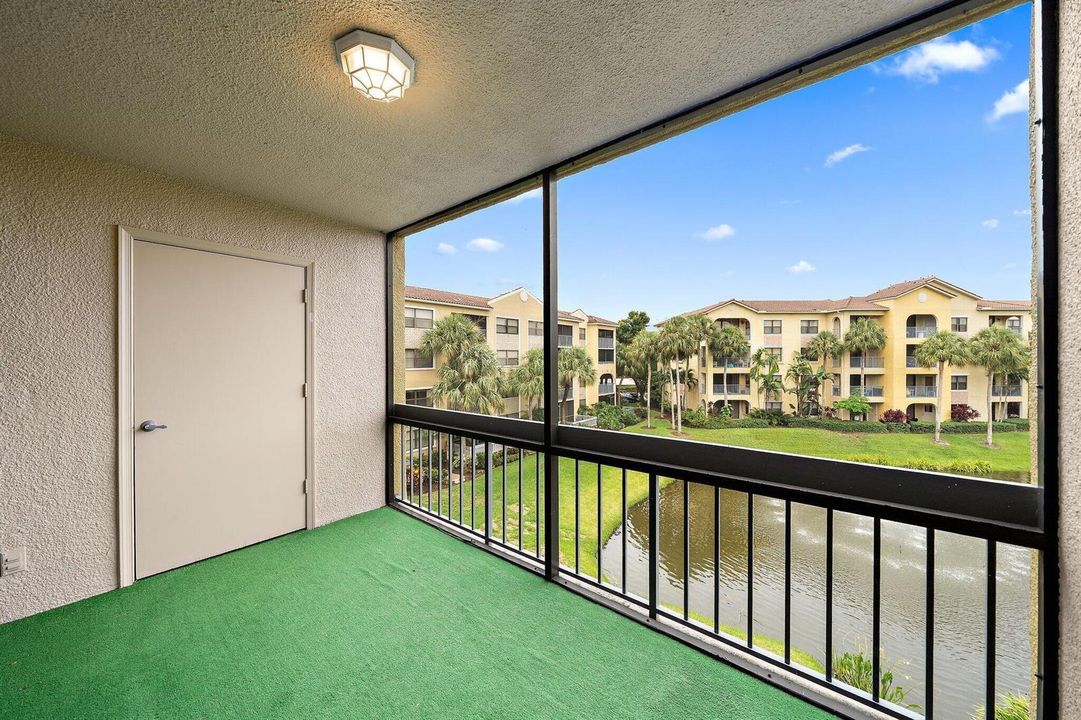 022-700UnoLagoDr304-JunoBeach-FL-SMALL