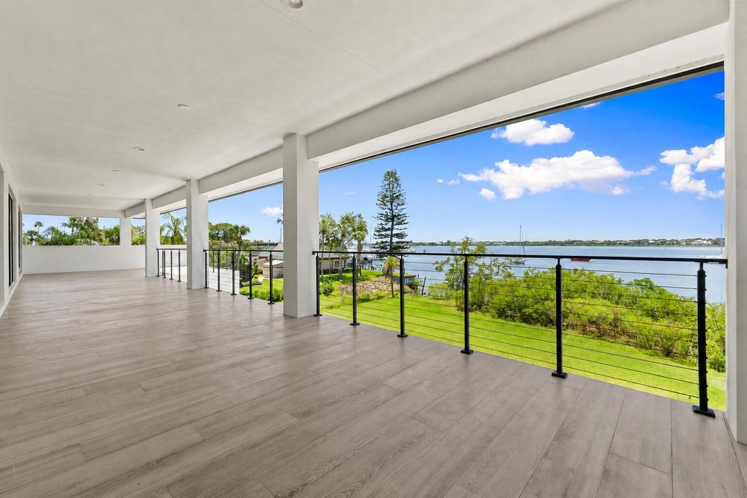 Second floor deck