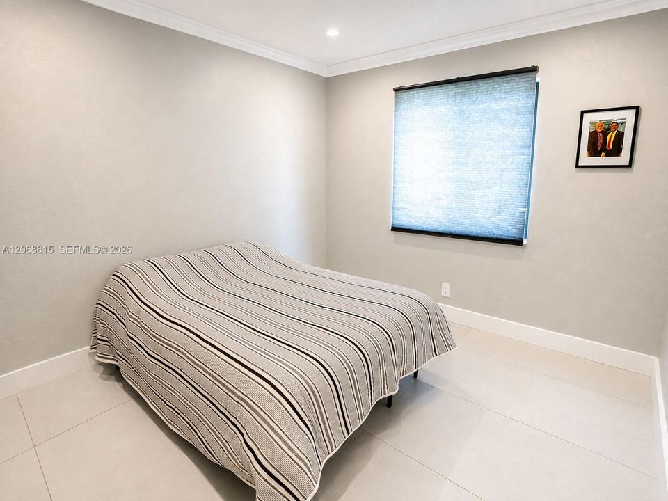 En Renta: $5,150 (4 camas, 2 baños, 1991 Pies cuadrados)