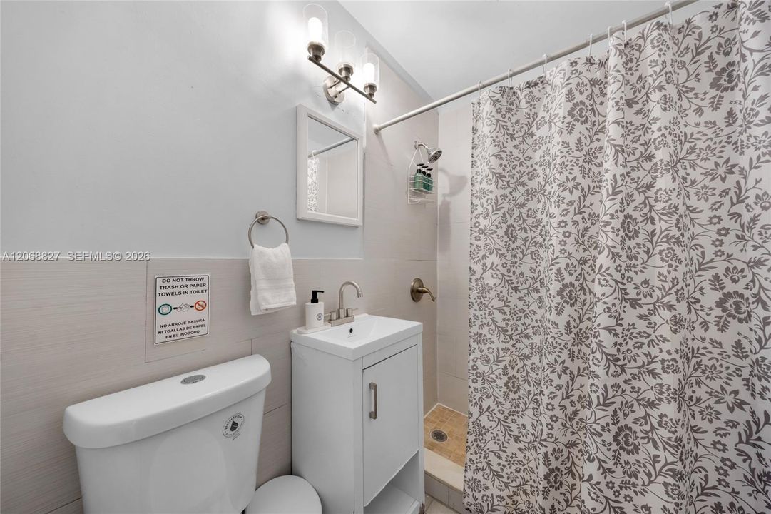 For Sale: $625,000 (3 beds, 2 baths, 1679 Square Feet)
