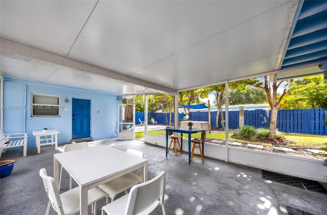For Sale: $625,000 (3 beds, 2 baths, 1679 Square Feet)