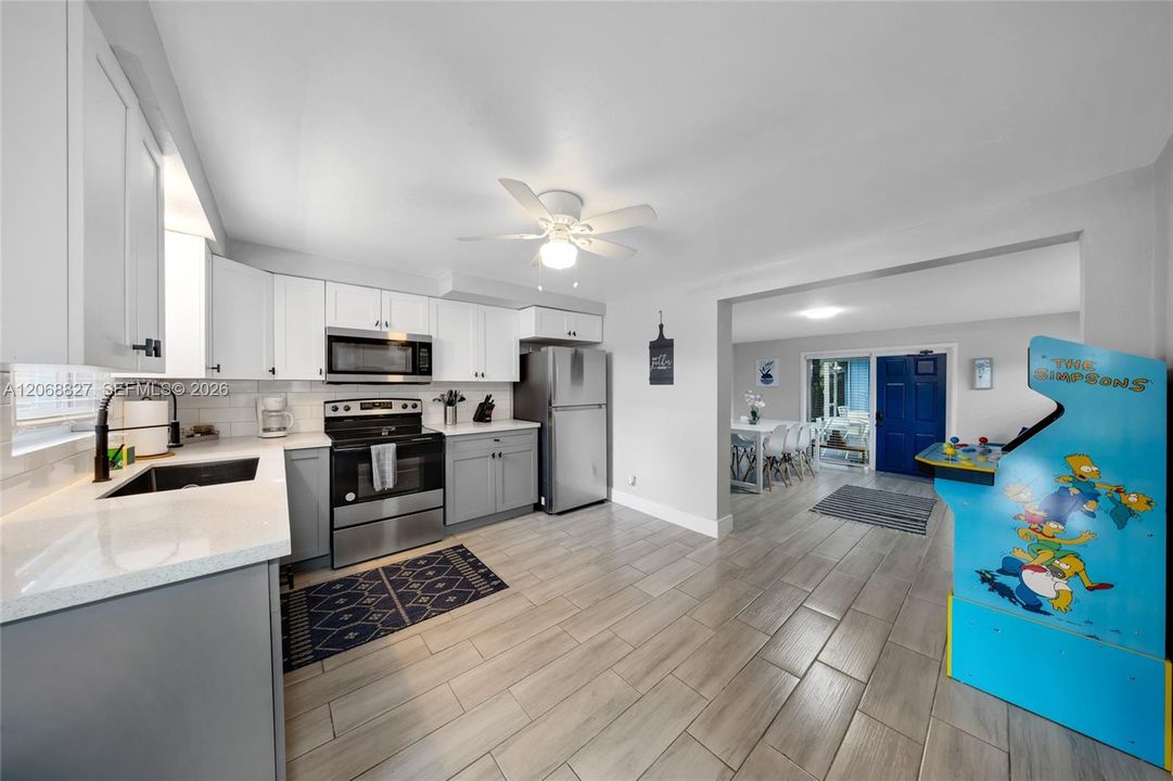 For Sale: $625,000 (3 beds, 2 baths, 1679 Square Feet)