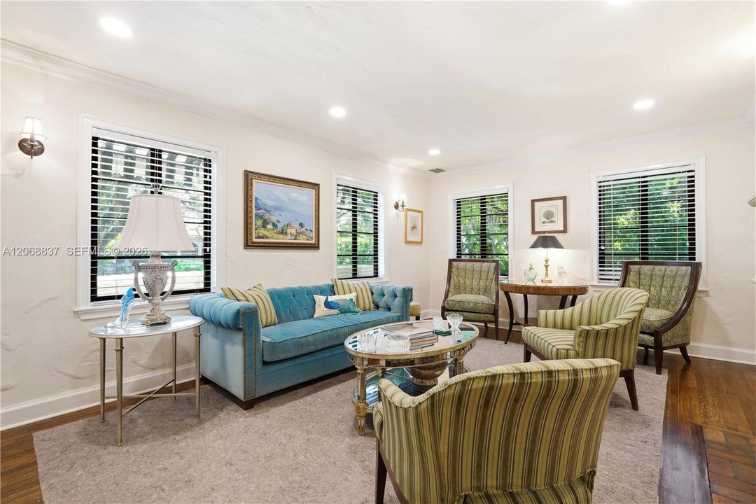 For Sale: $4,200,000 (5 beds, 4 baths, 3386 Square Feet)