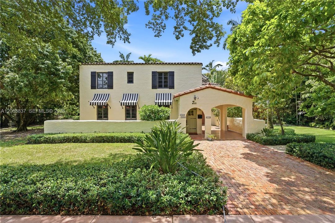 For Sale: $4,200,000 (5 beds, 4 baths, 3386 Square Feet)