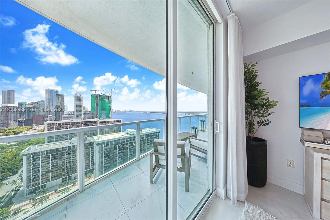 En Venta: $965,000 (2 camas, 2 baños, 1188 Pies cuadrados)