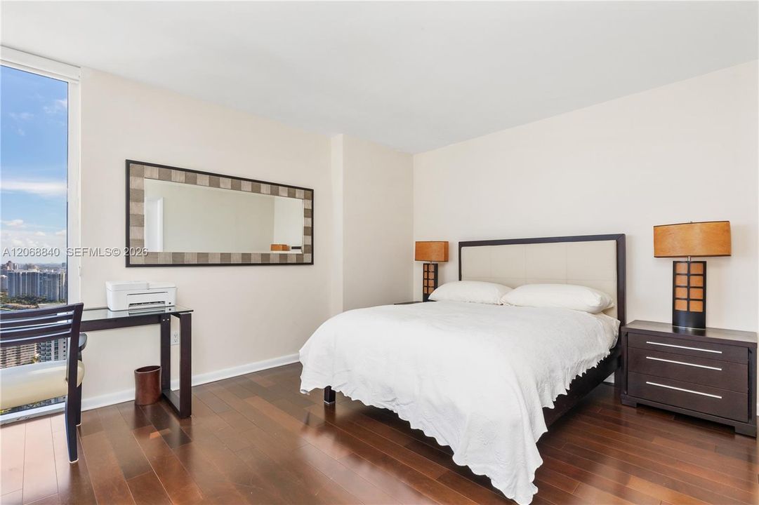 For Sale: $2,498,000 (3 beds, 4 baths, 2235 Square Feet)