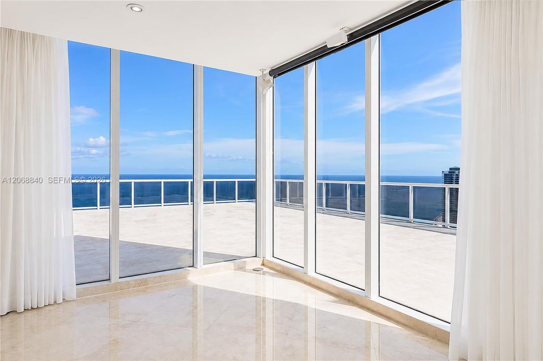 For Sale: $2,498,000 (3 beds, 4 baths, 2235 Square Feet)