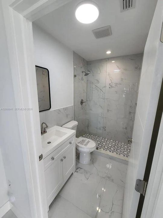Recently Rented: $3,600 (3 beds, 4 baths, 1960 Square Feet)