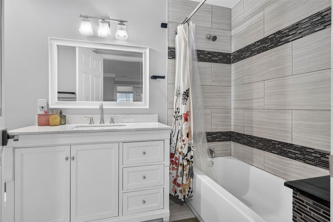024-3725CypressLakeDrive-LakeWorth-FL-33