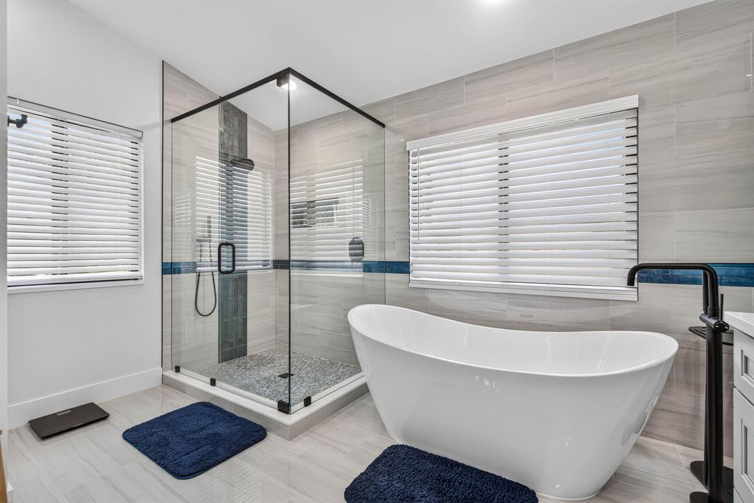 028-3725CypressLakeDrive-LakeWorth-FL-33