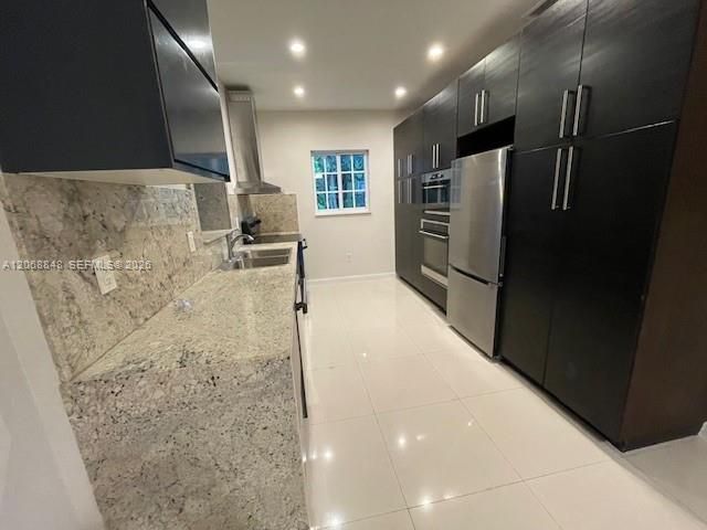 For Rent: $5,950 (3 beds, 2 baths, 2036 Square Feet)