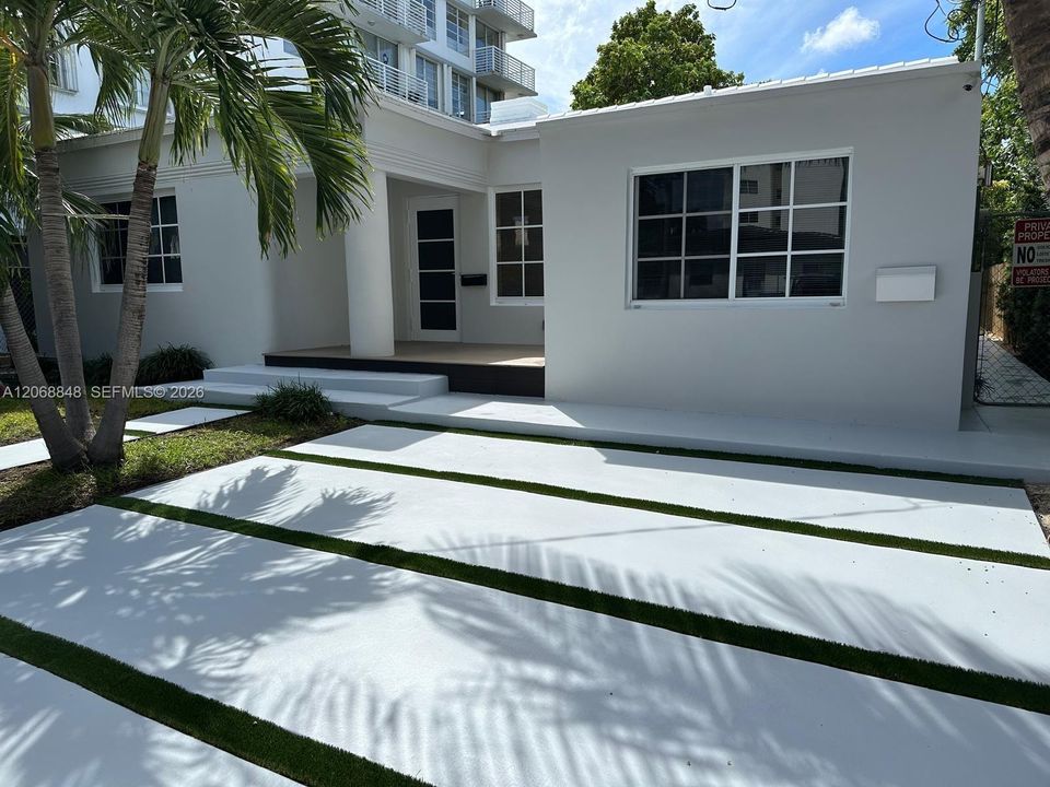 For Rent: $5,950 (3 beds, 2 baths, 2036 Square Feet)