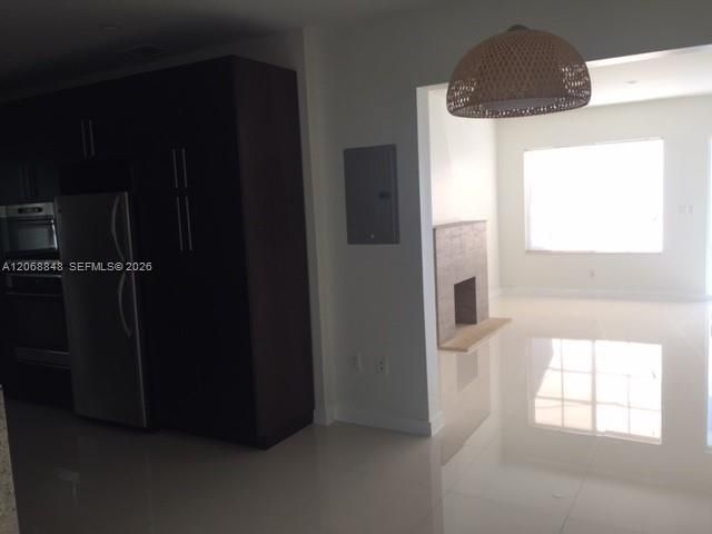 For Rent: $5,950 (3 beds, 2 baths, 2036 Square Feet)