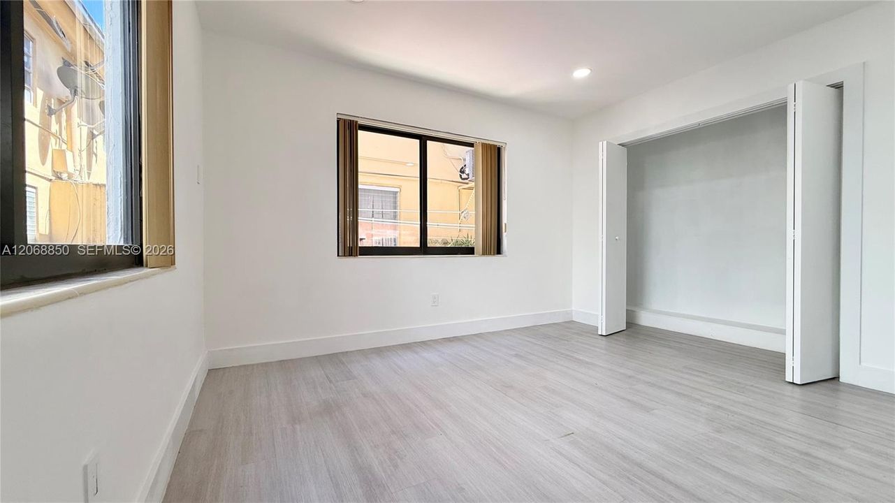 Active With Contract: $3,200 (2 beds, 2 baths, 1100 Square Feet)