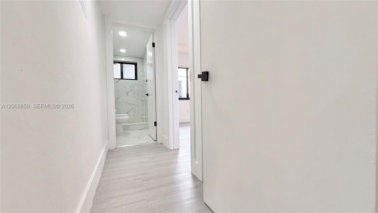 Active With Contract: $3,200 (2 beds, 2 baths, 1100 Square Feet)