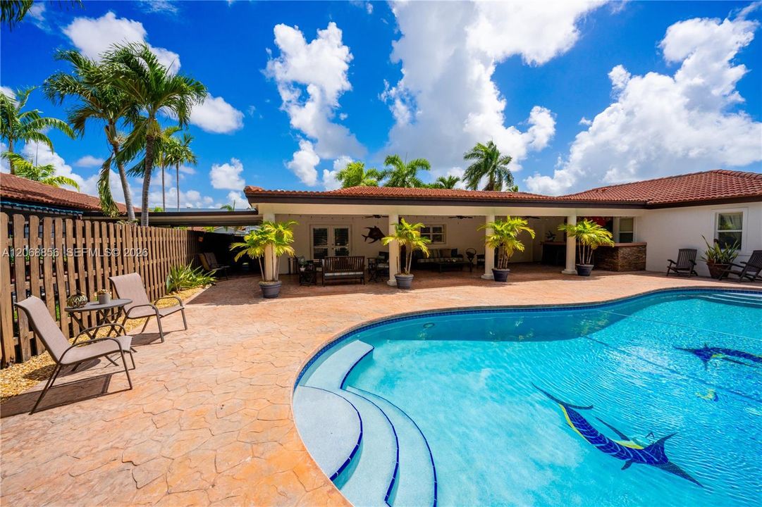 For Sale: $989,000 (4 beds, 3 baths, 2607 Square Feet)
