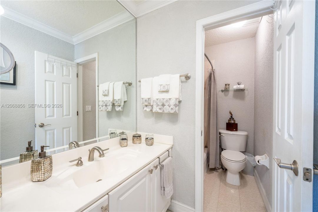 For Sale: $989,000 (4 beds, 3 baths, 2607 Square Feet)